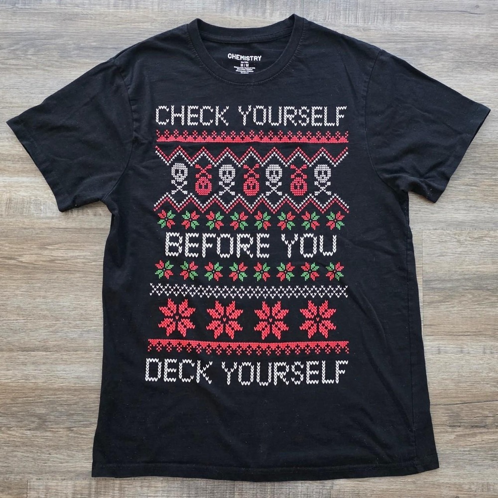 Chemistry Black Ugly Christmas Graphic T-Shirt Skulls Fair Isle Mens Medium